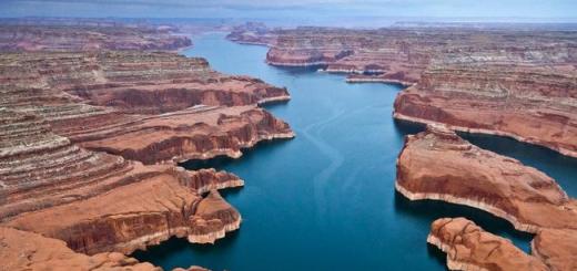 Powell reservoir on the colorado river
