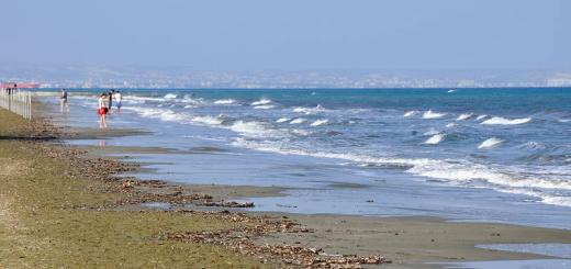 Пляж Маккензи Бич (Кипр): отзывы, один из двух наиболее значимых пляжей Ларнаки